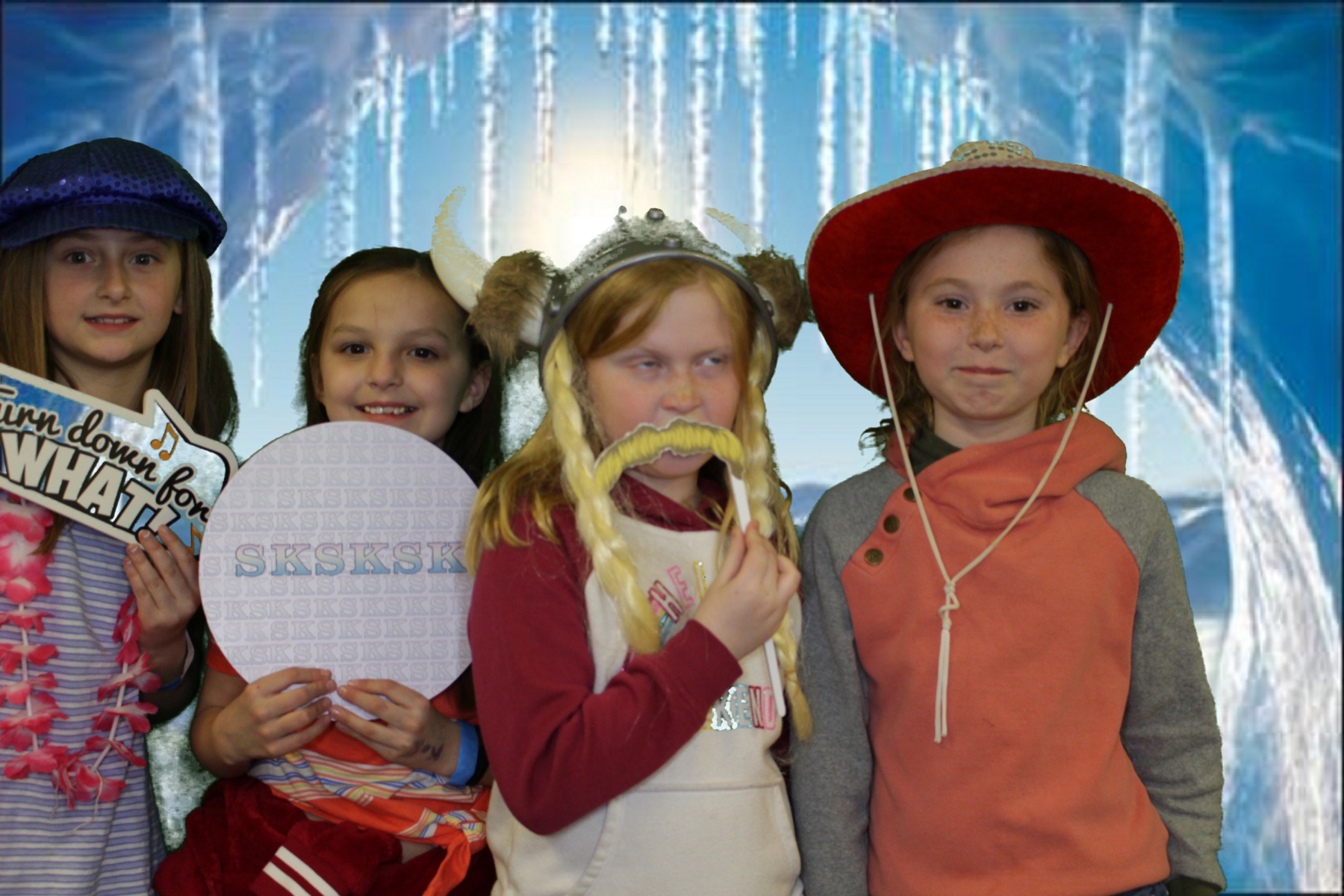 Poly Drive Elementary March Madness Carnival | View more photos from the event at gallery.photoboothbillings.com/u/PhotoBoothBillings/Poly-Drive-Elementary-March-Madness-Carnival